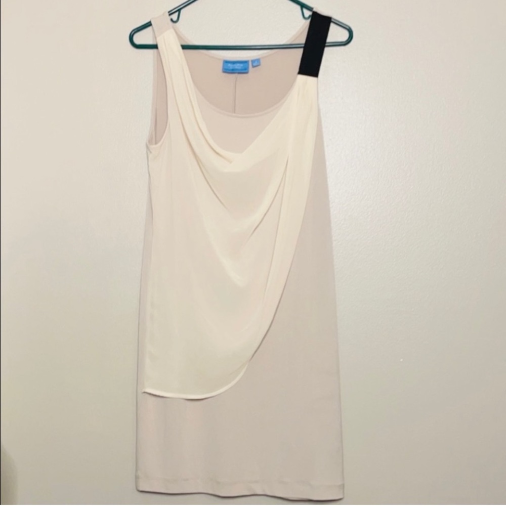Women’s Vera Wang Dress